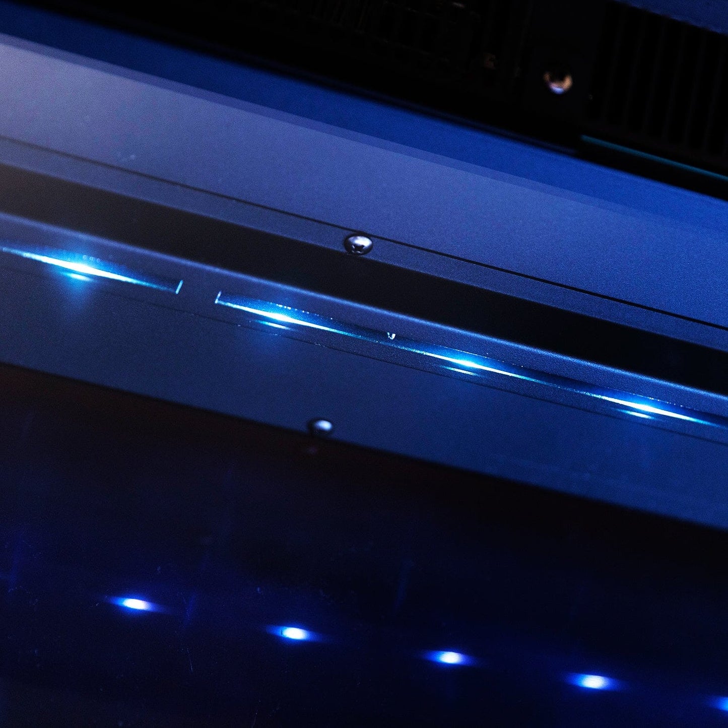 40/50/60/70 - Inch 3 - Sided Freestanding Electric Fireplace 12 Flame Colours and 5 Brightness Modes - House Comfort