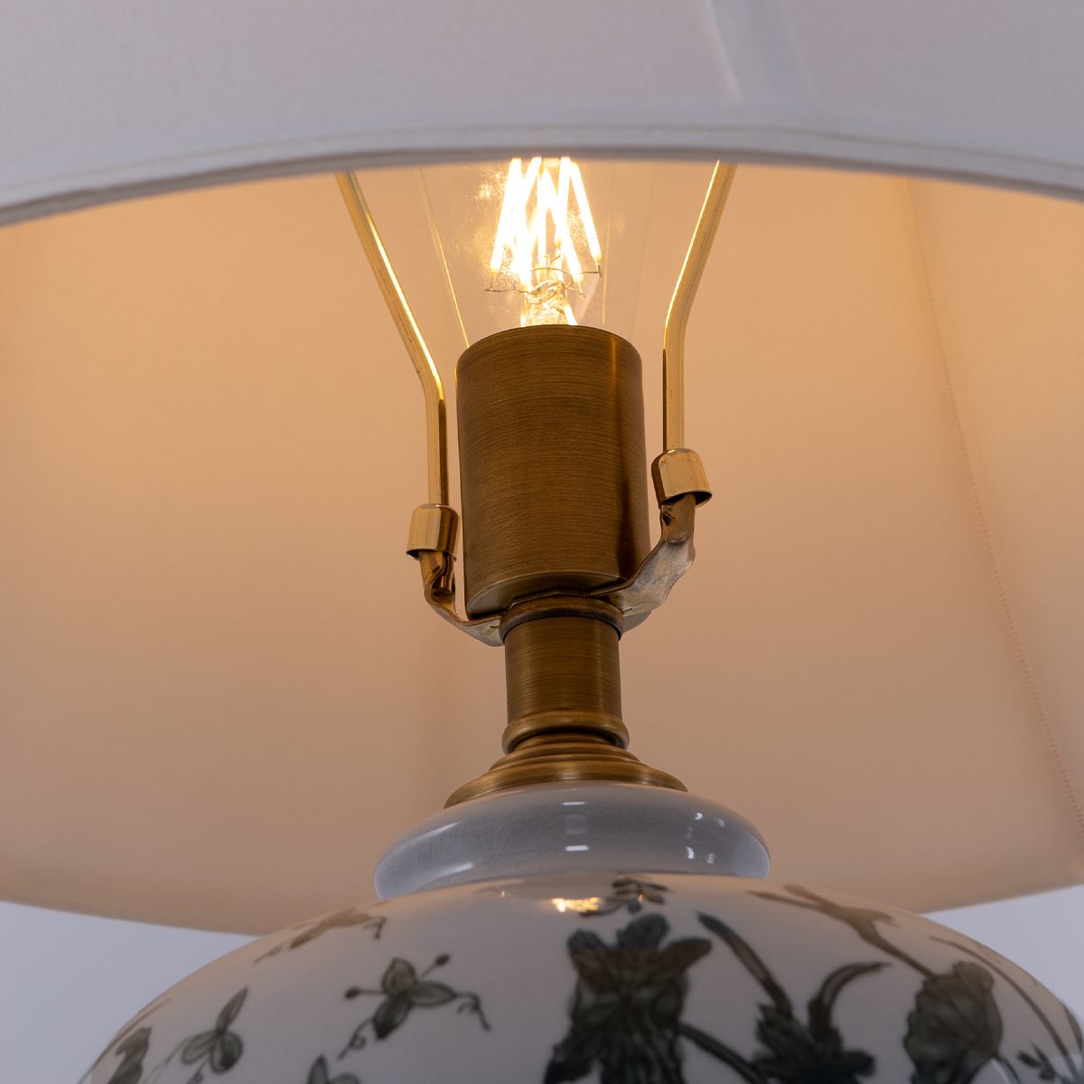 Lightsin Table Lamp Ceramic with Hand - Painted Lotus Pond Design - House Comfort